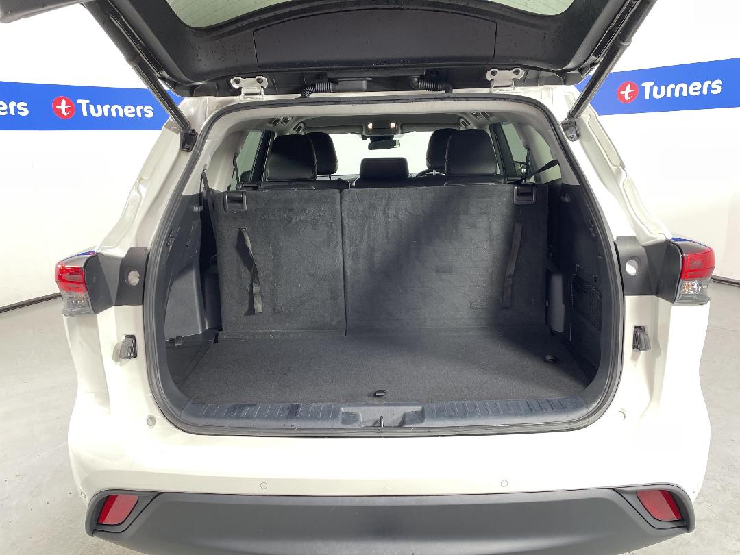 Photo '14' of Toyota Highlander Photo '14' of Toyota Highlander