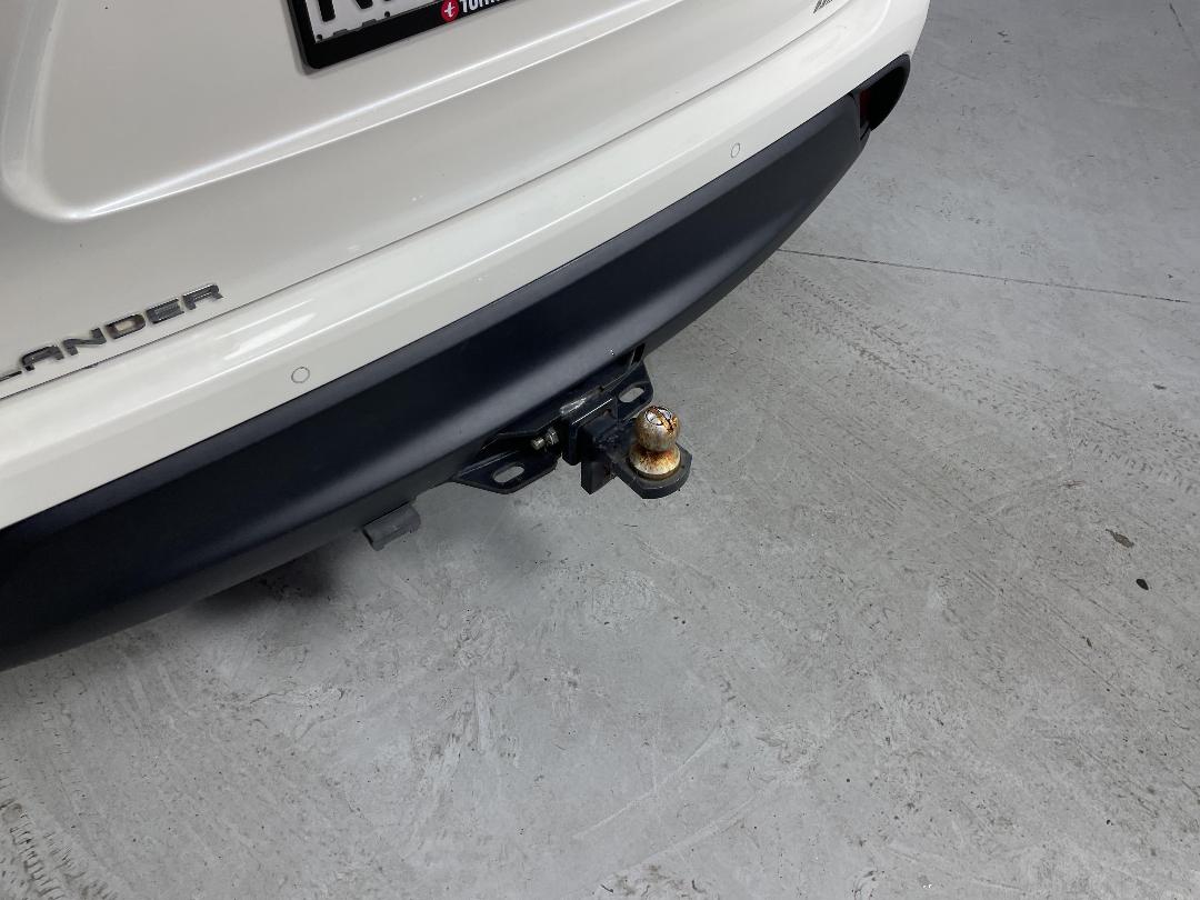 Photo '25' of Toyota Highlander Photo '25' of Toyota Highlander