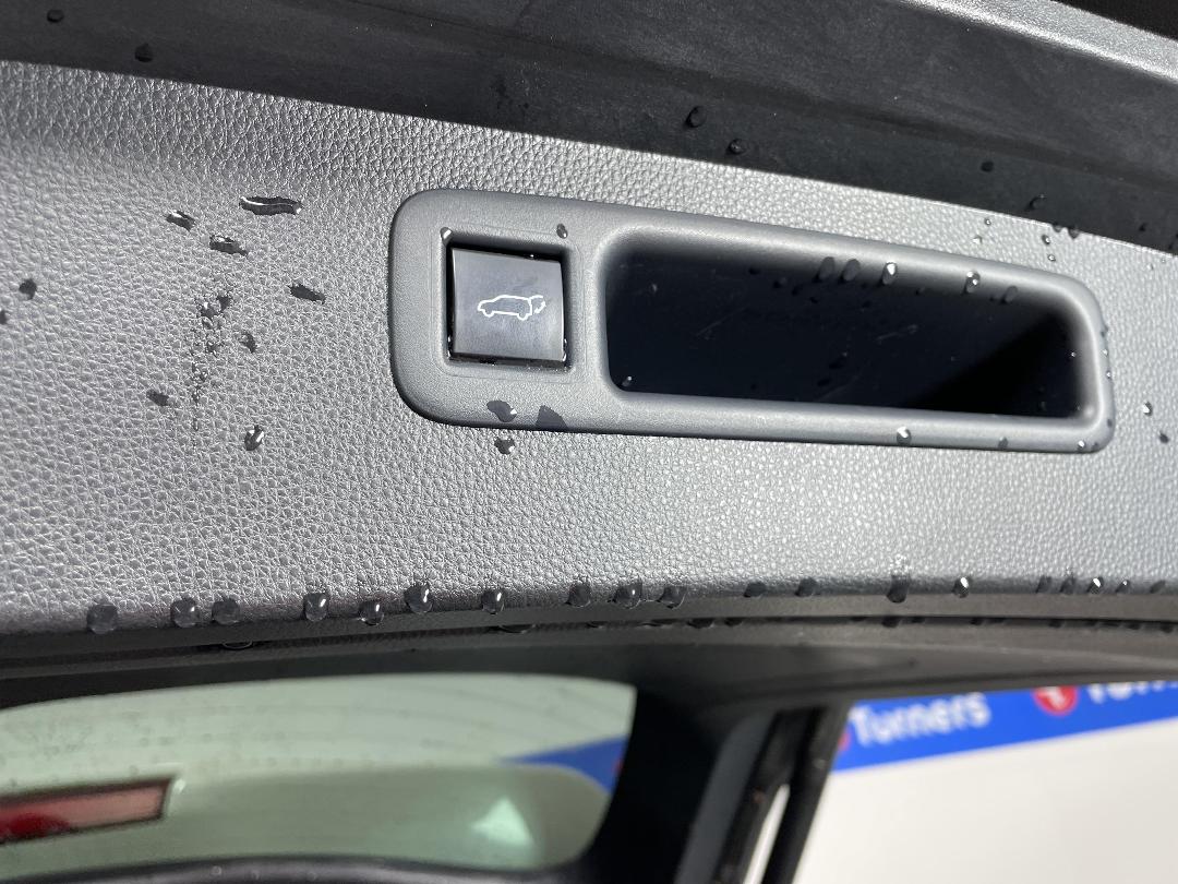 Photo '26' of Toyota Highlander Photo '26' of Toyota Highlander