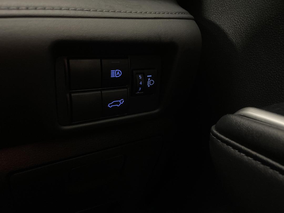 Photo '35' of Toyota Highlander Photo '35' of Toyota Highlander