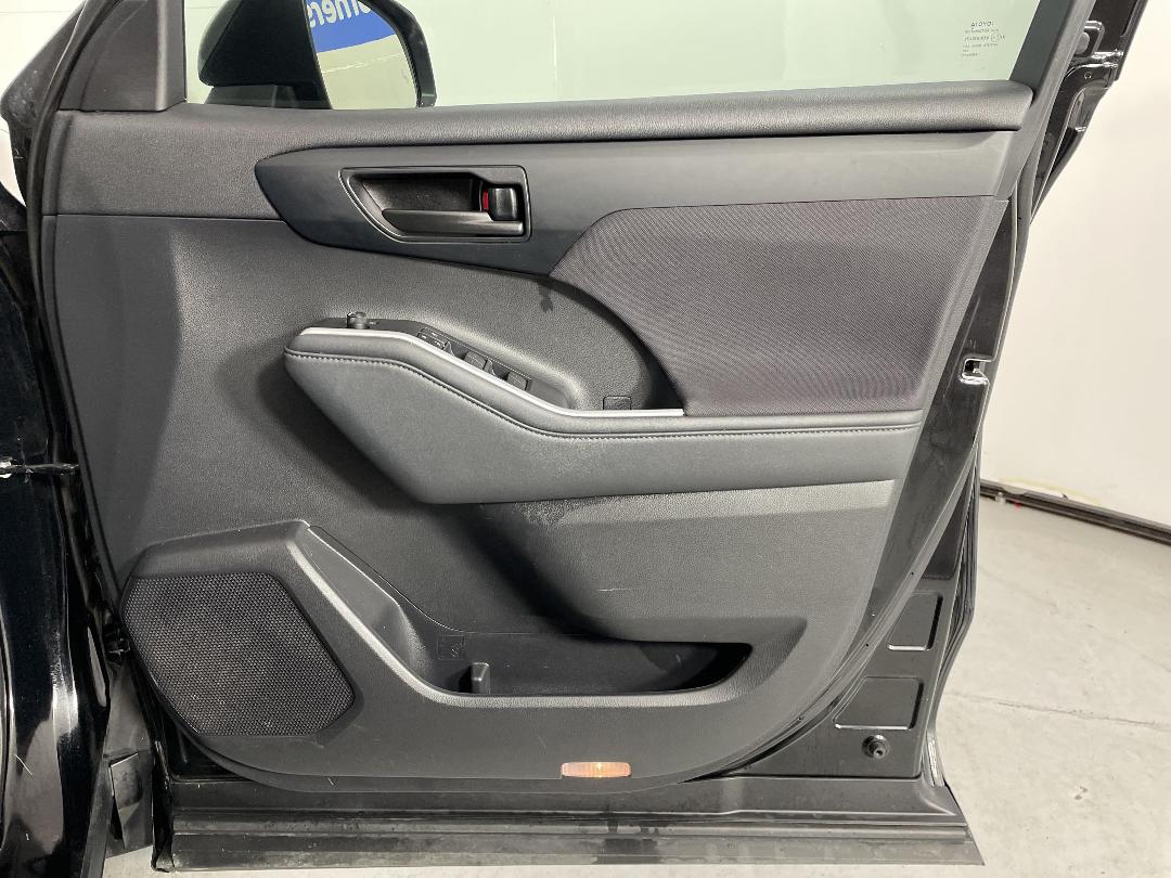 Photo '15' of Toyota Highlander