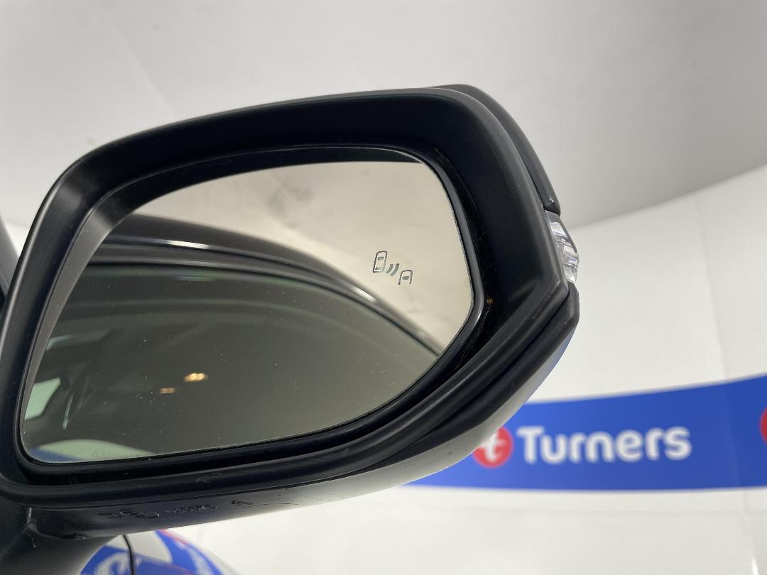 Photo '28' of Toyota Highlander