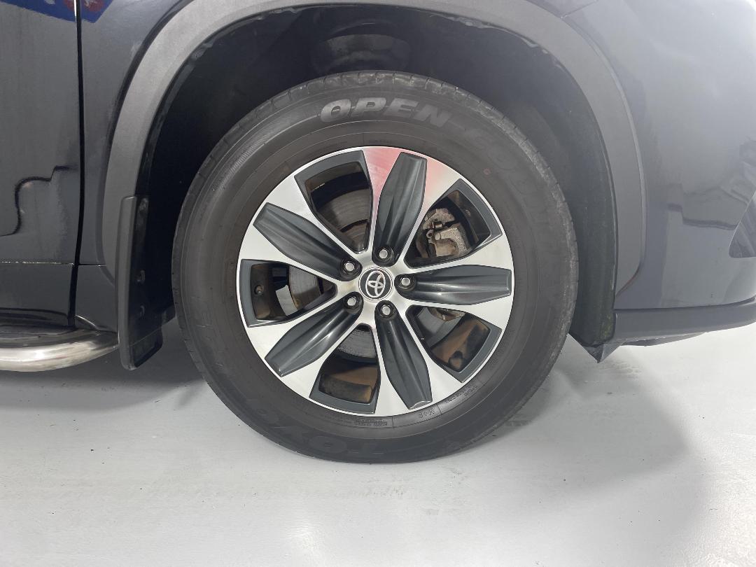 Photo '9' of Toyota Highlander