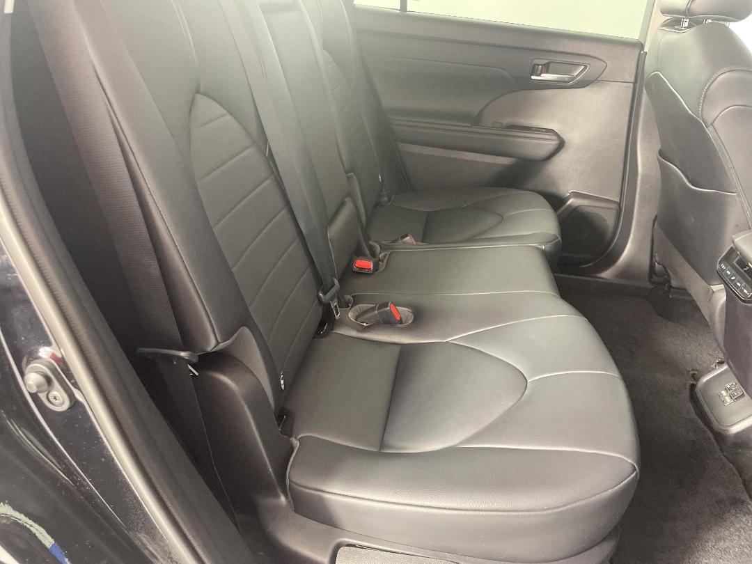 Photo '20' of Toyota Highlander