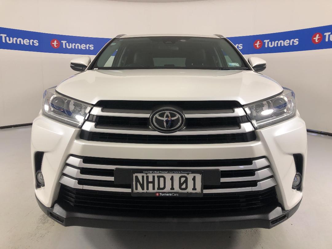 Photo '2' of Toyota Highlander