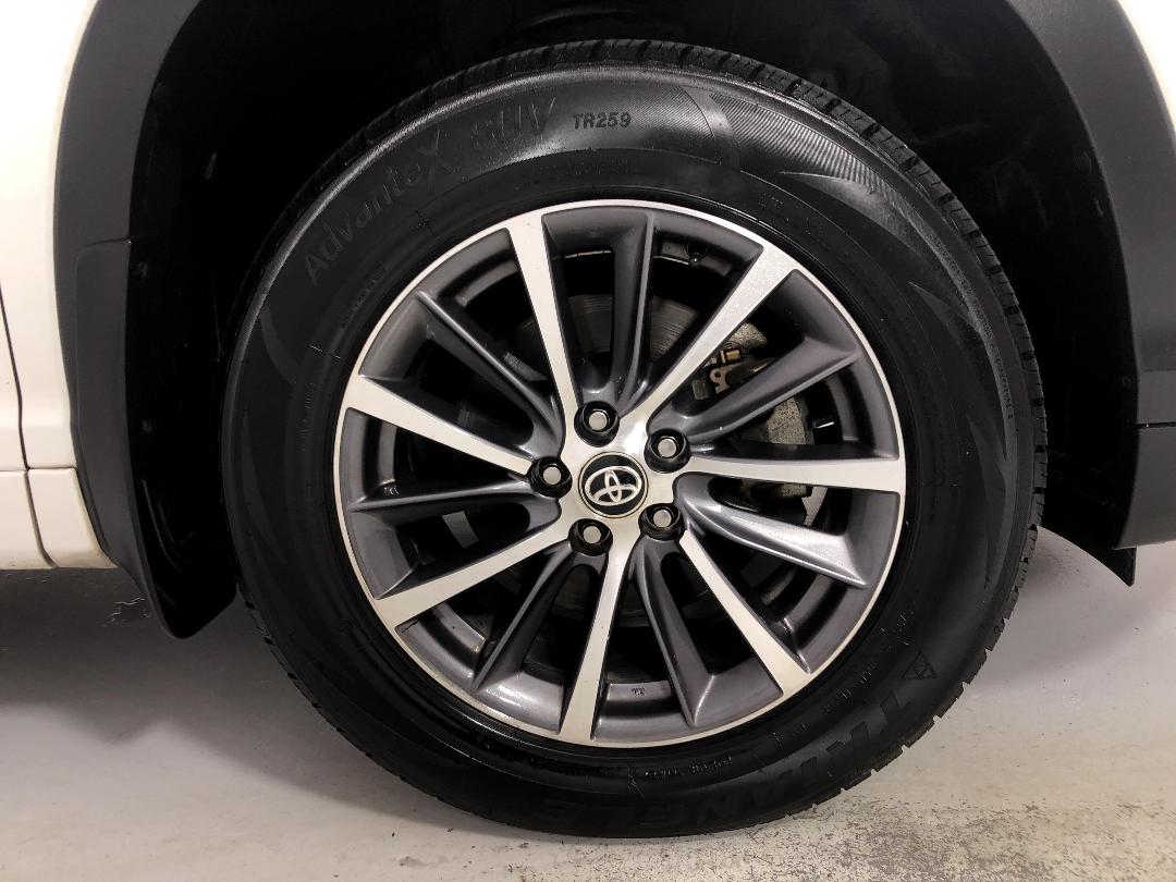 Photo '9' of Toyota Highlander