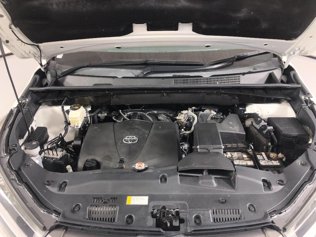 Photo '13' of Toyota Highlander