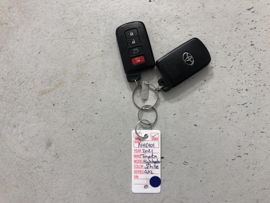 Photo '22' of Toyota Highlander