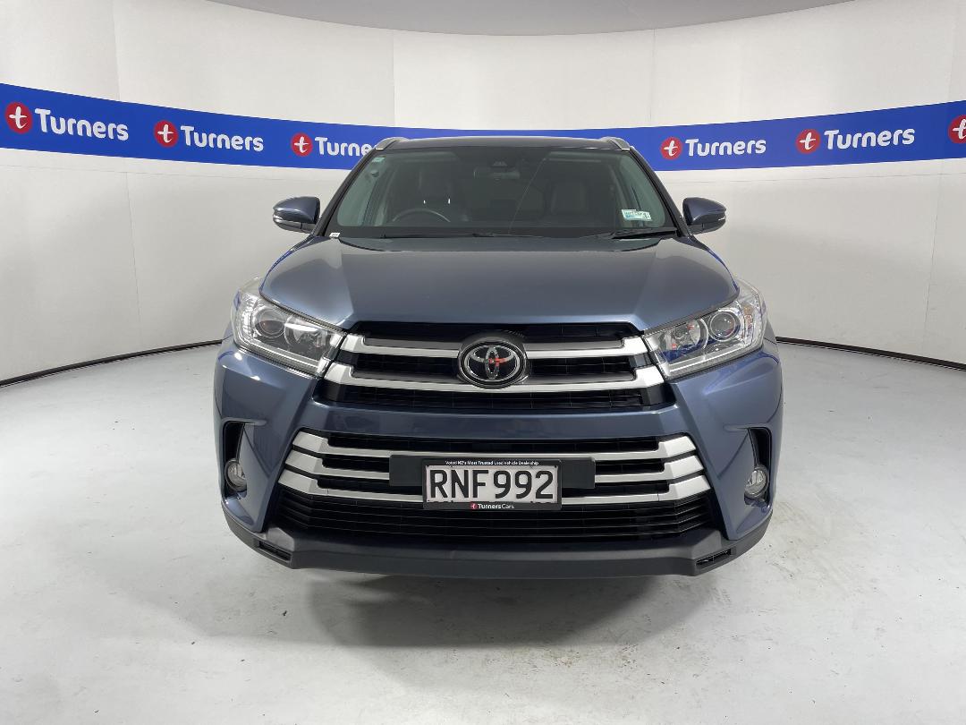 Photo '2' of Toyota Highlander