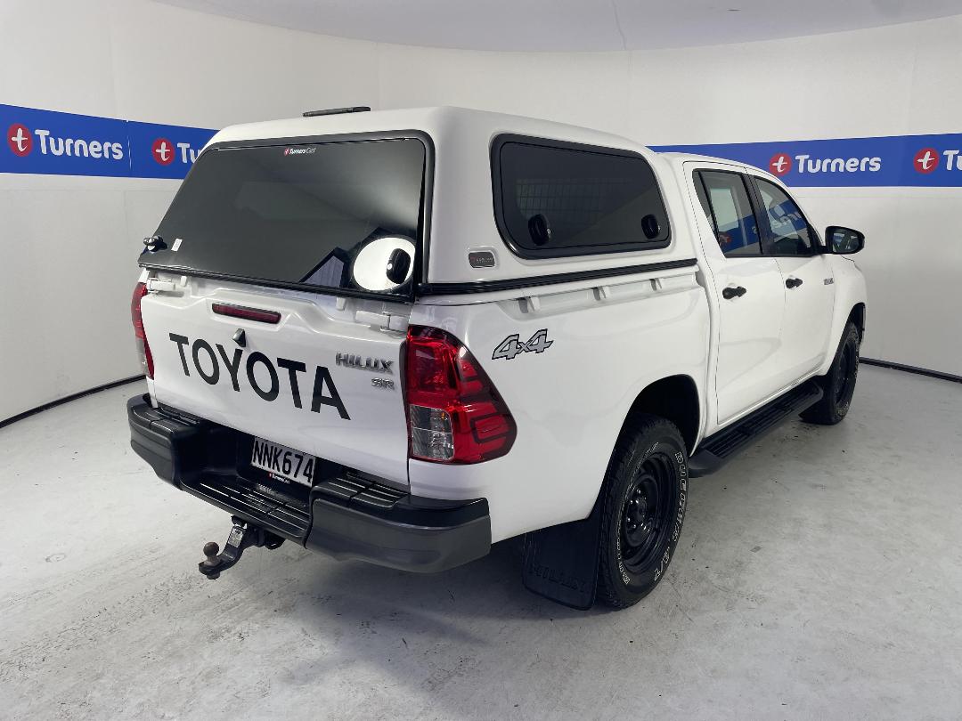 Photo '7' of Toyota Hilux Photo '7' of Toyota Hilux