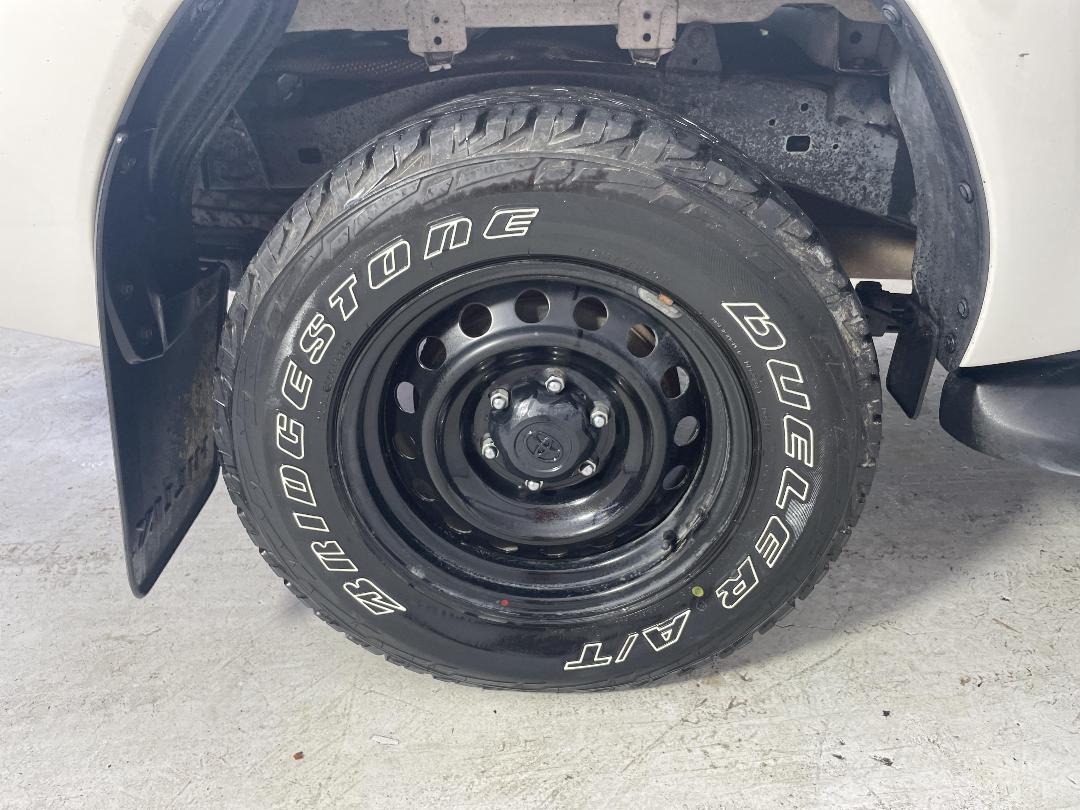 Photo '12' of Toyota Hilux Photo '12' of Toyota Hilux