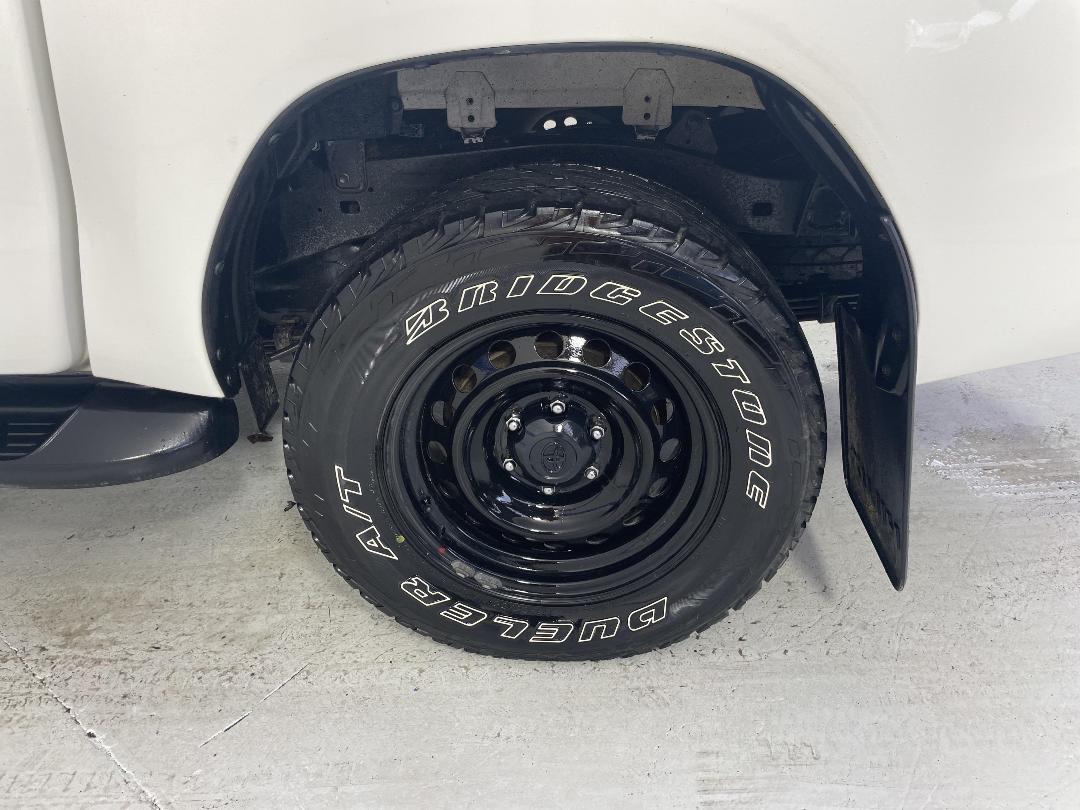 Photo '11' of Toyota Hilux Photo '11' of Toyota Hilux