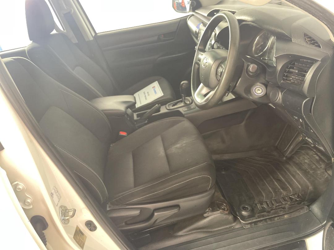 Photo '16' of Toyota Hilux Photo '16' of Toyota Hilux