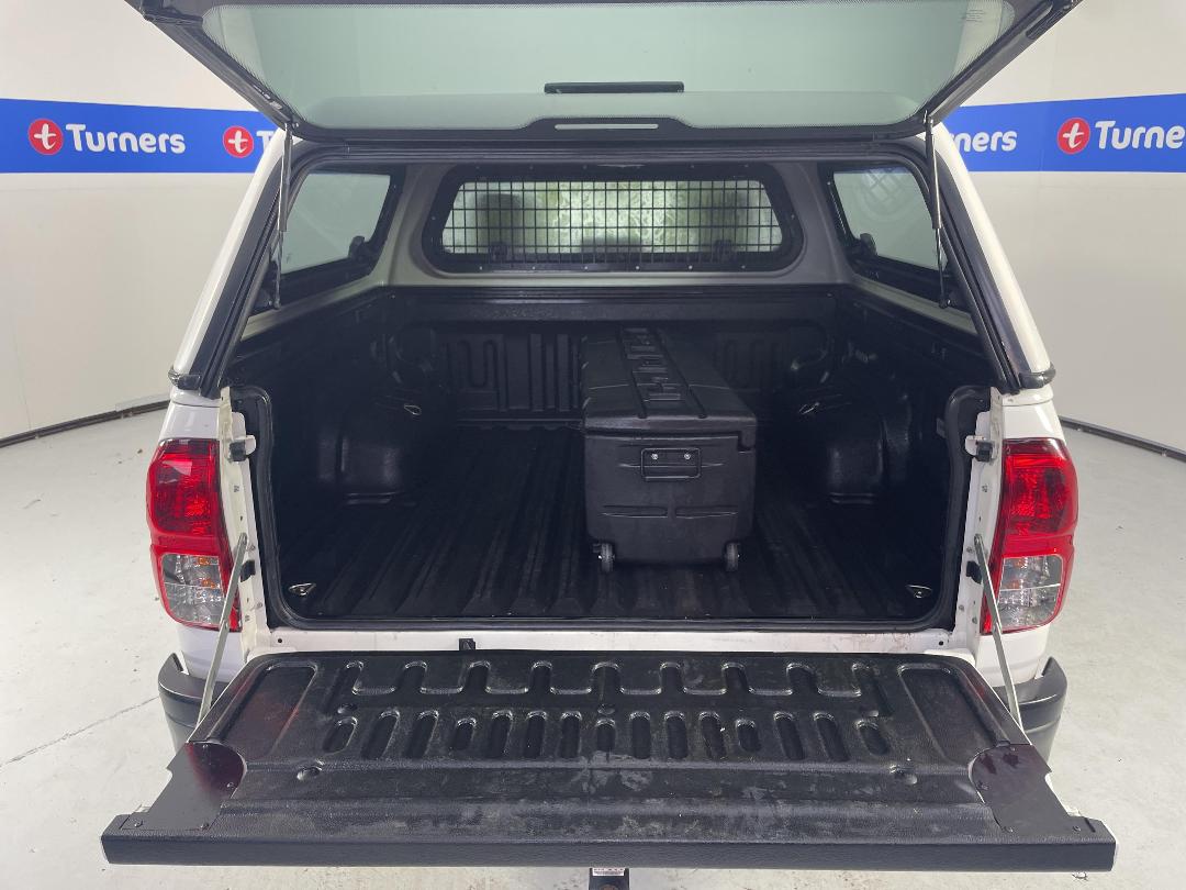 Photo '14' of Toyota Hilux Photo '14' of Toyota Hilux