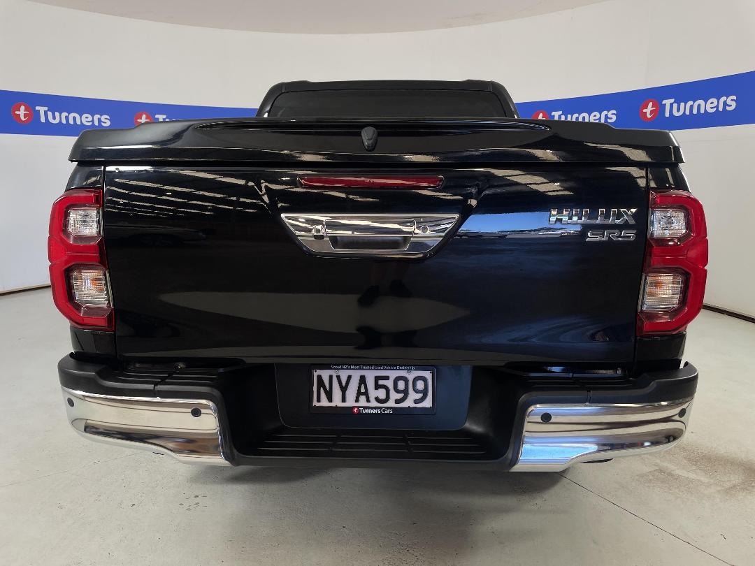 Photo '6' of Toyota Hilux Photo '6' of Toyota Hilux