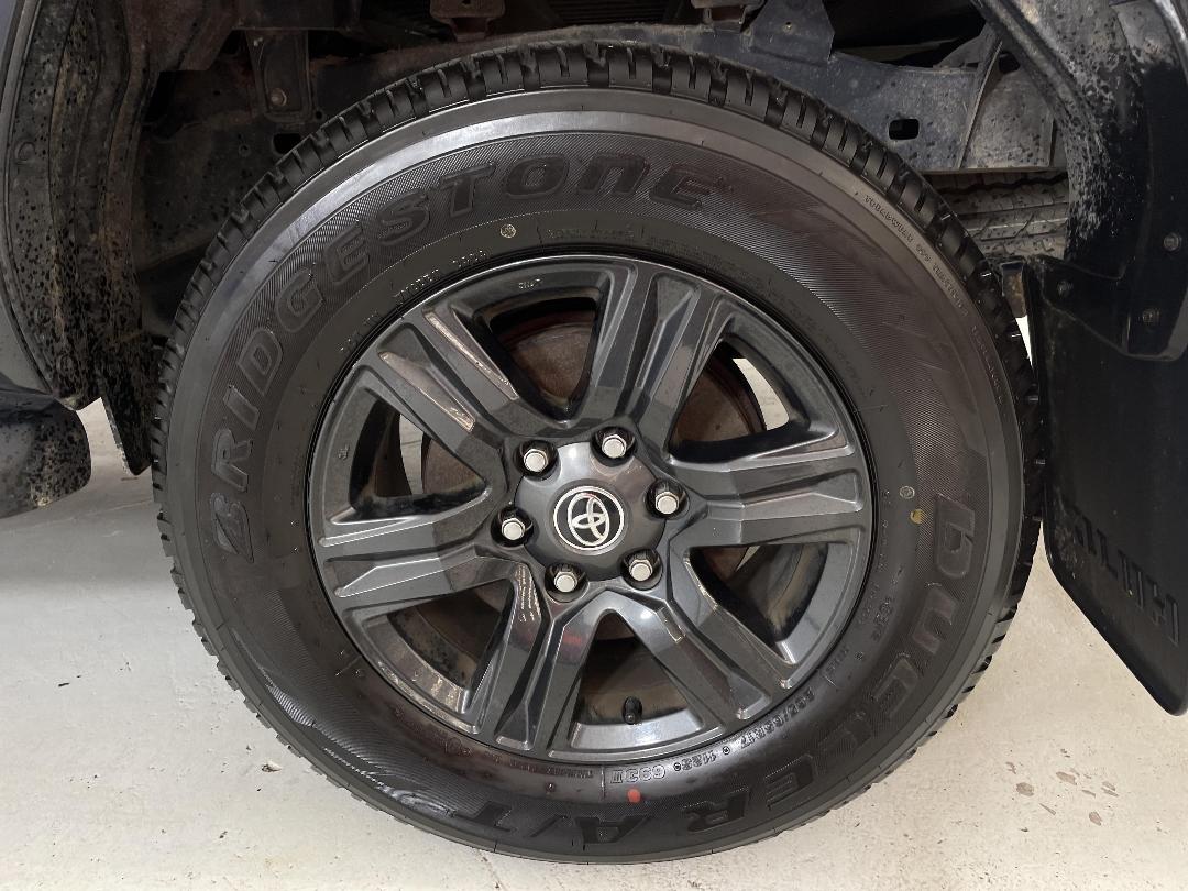 Photo '11' of Toyota Hilux Photo '11' of Toyota Hilux