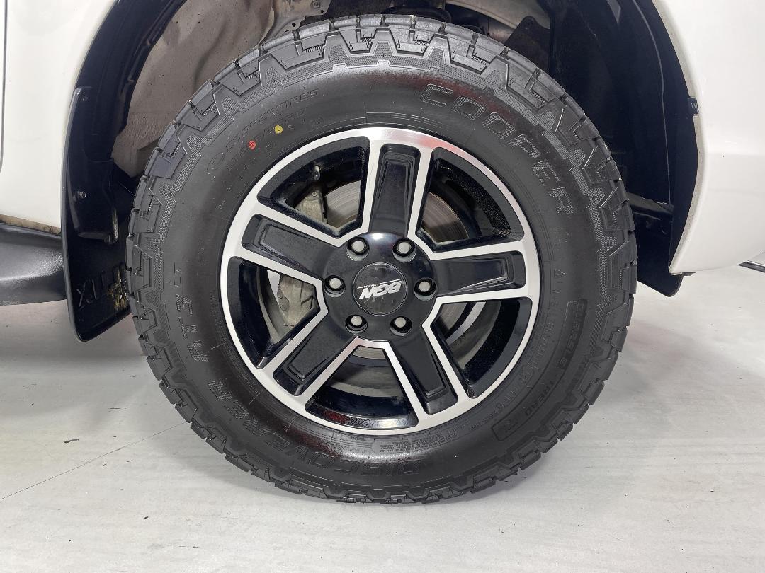 Photo '9' of Toyota Hilux