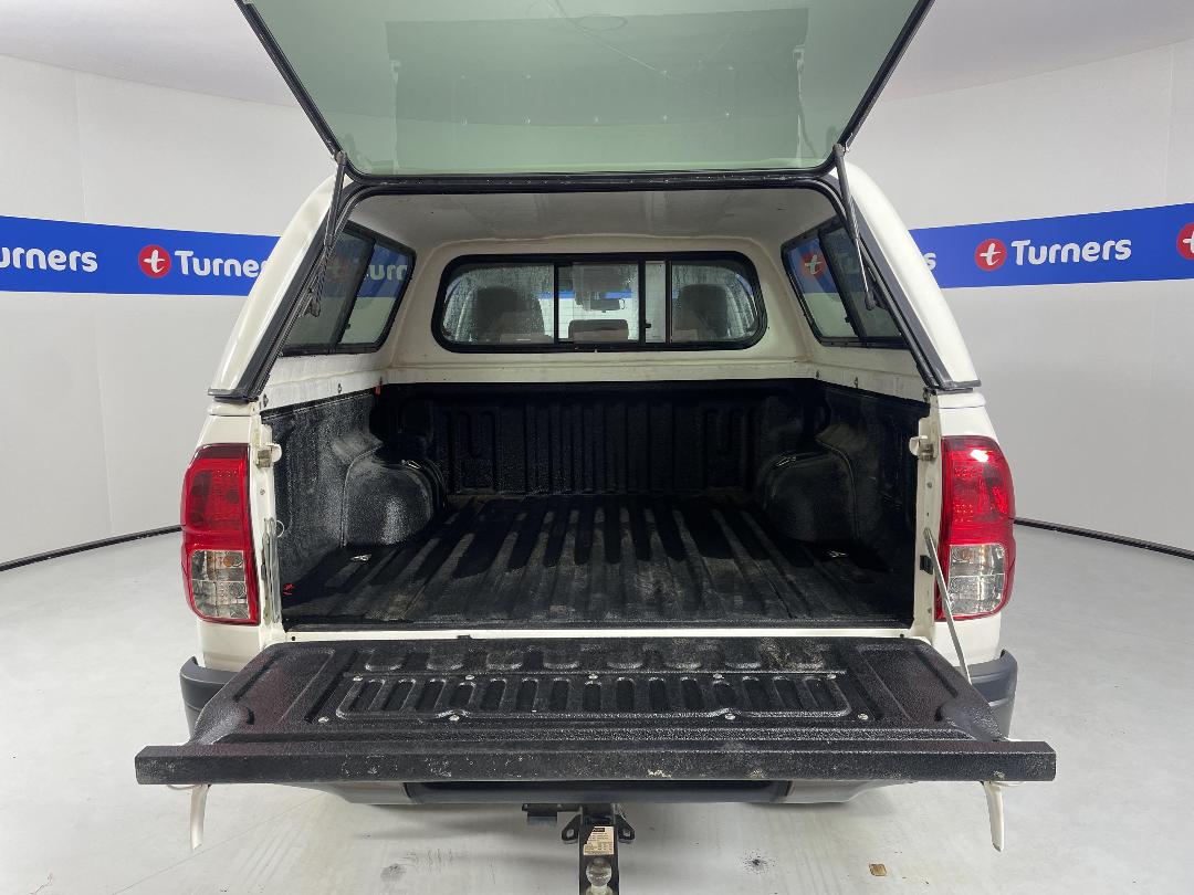 Photo '14' of Toyota Hilux