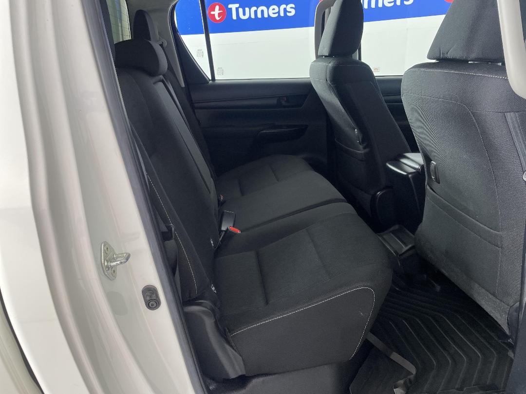 Photo '20' of Toyota Hilux