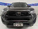 Thumbnail '2' of Toyota Hilux