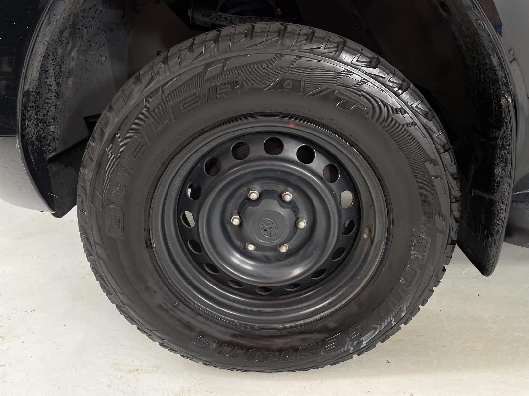 Photo '10' of Toyota Hilux Photo '10' of Toyota Hilux