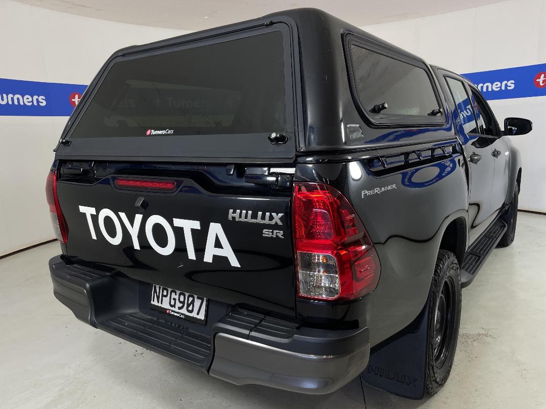 Photo '7' of Toyota Hilux Photo '7' of Toyota Hilux