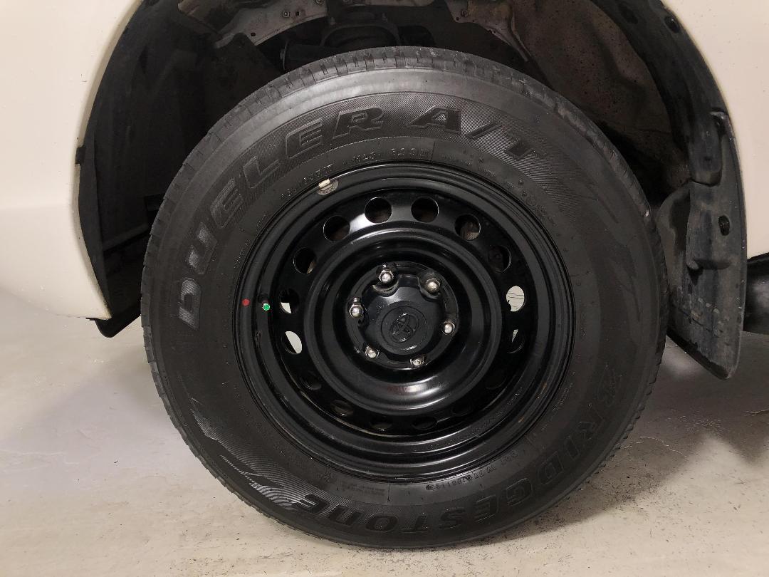 Photo '10' of Toyota Hilux