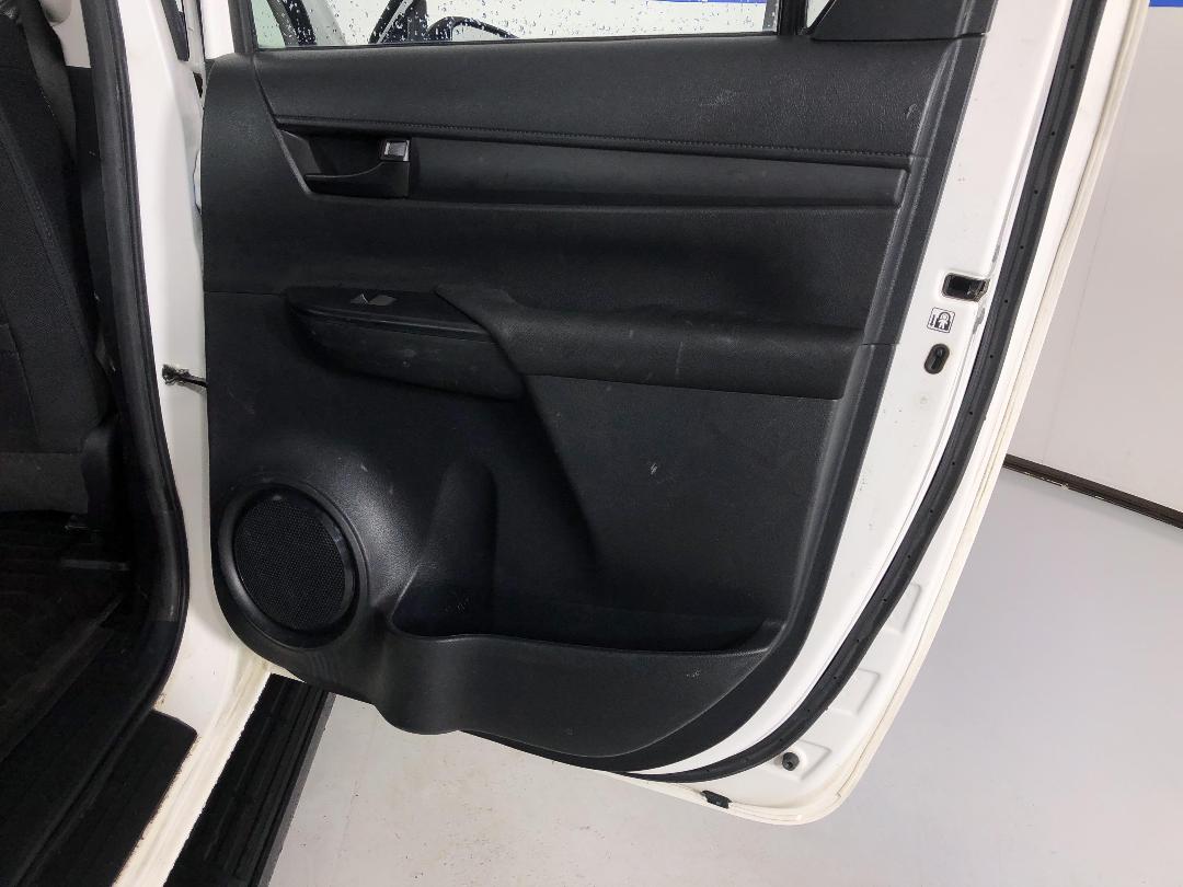 Photo '19' of Toyota Hilux