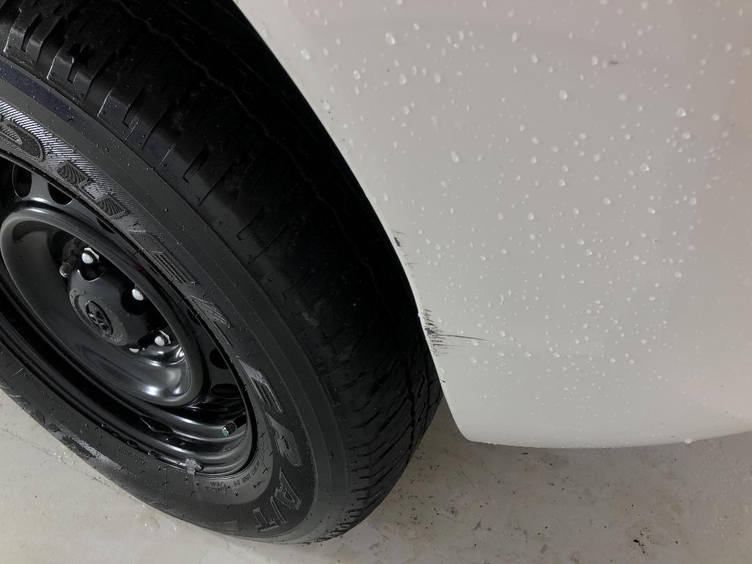 Photo '24' of Toyota Hilux