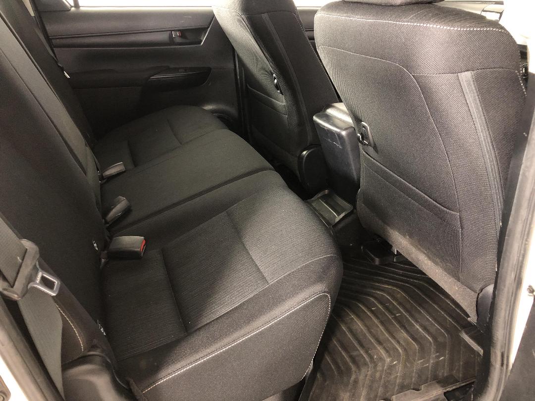 Photo '20' of Toyota Hilux