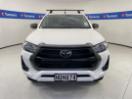 Thumbnail '2' of Toyota Hilux