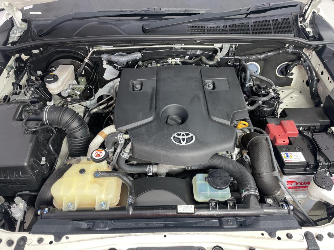 Photo '13' of Toyota Hilux