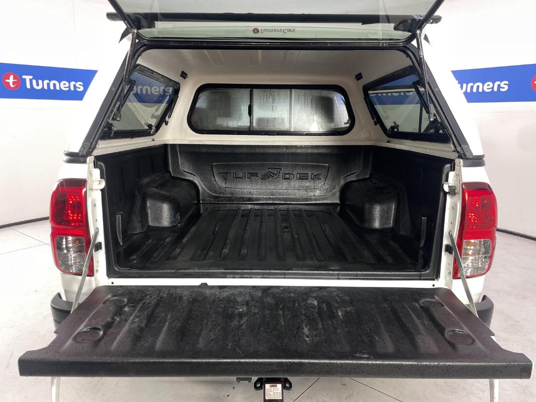 Photo '14' of Toyota Hilux