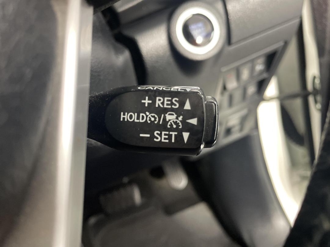 Photo '24' of Toyota Hilux