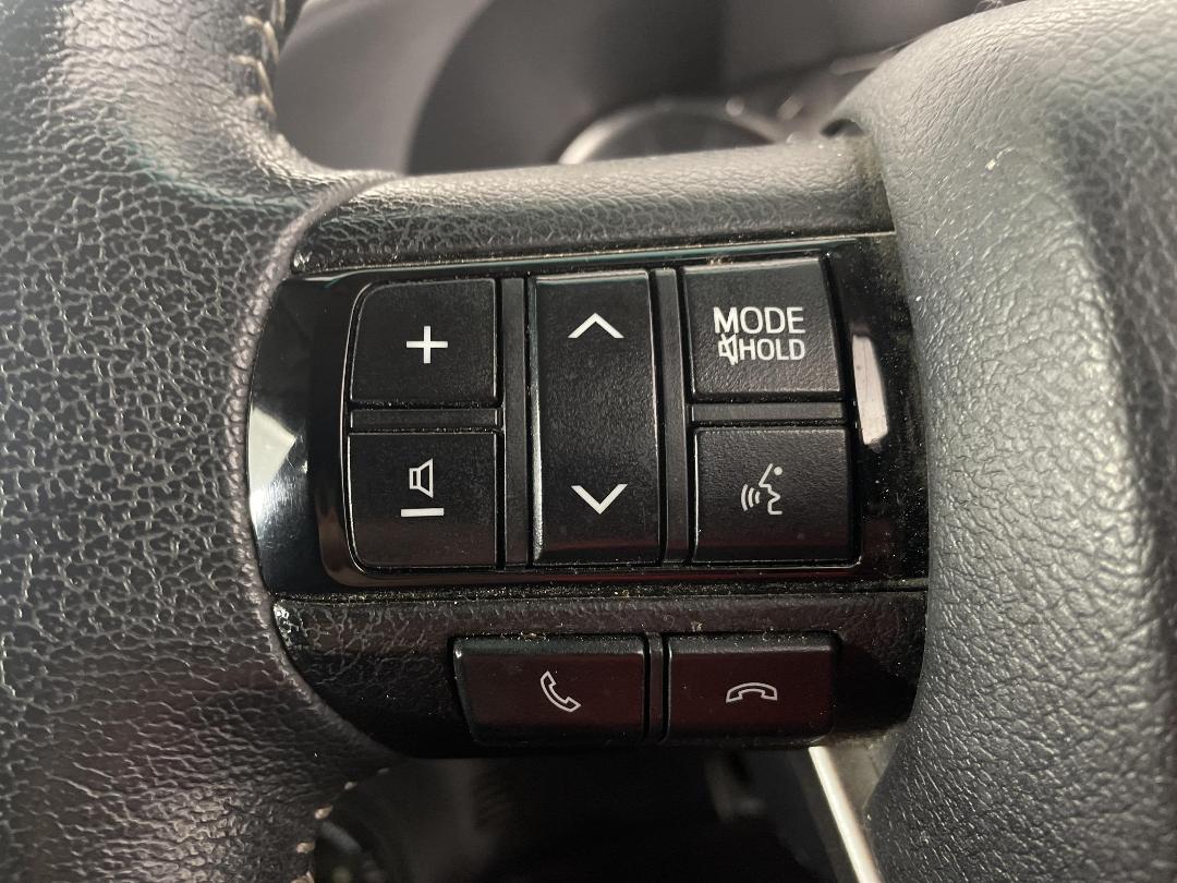 Photo '26' of Toyota Hilux