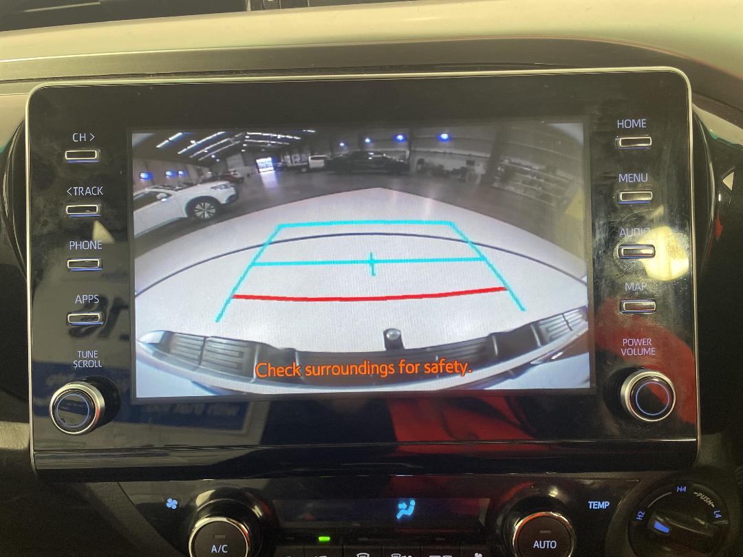 Photo '30' of Toyota Hilux