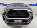Thumbnail '2' of Toyota Hilux