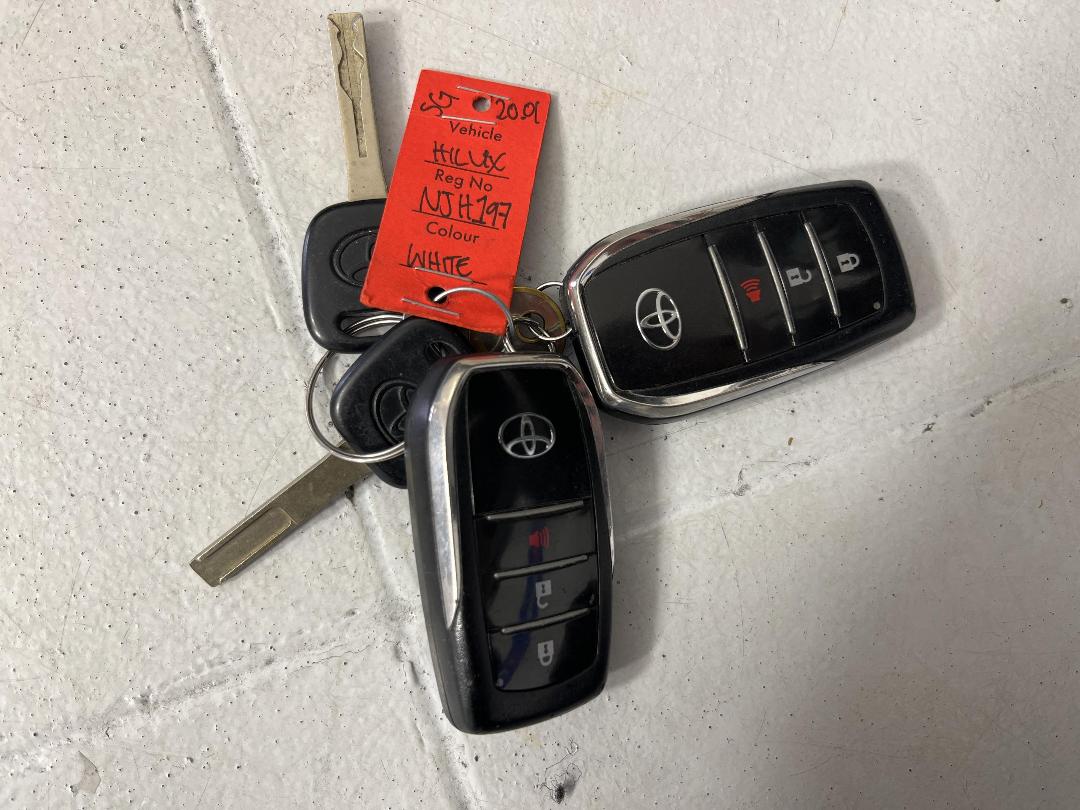 Photo '22' of Toyota Hilux