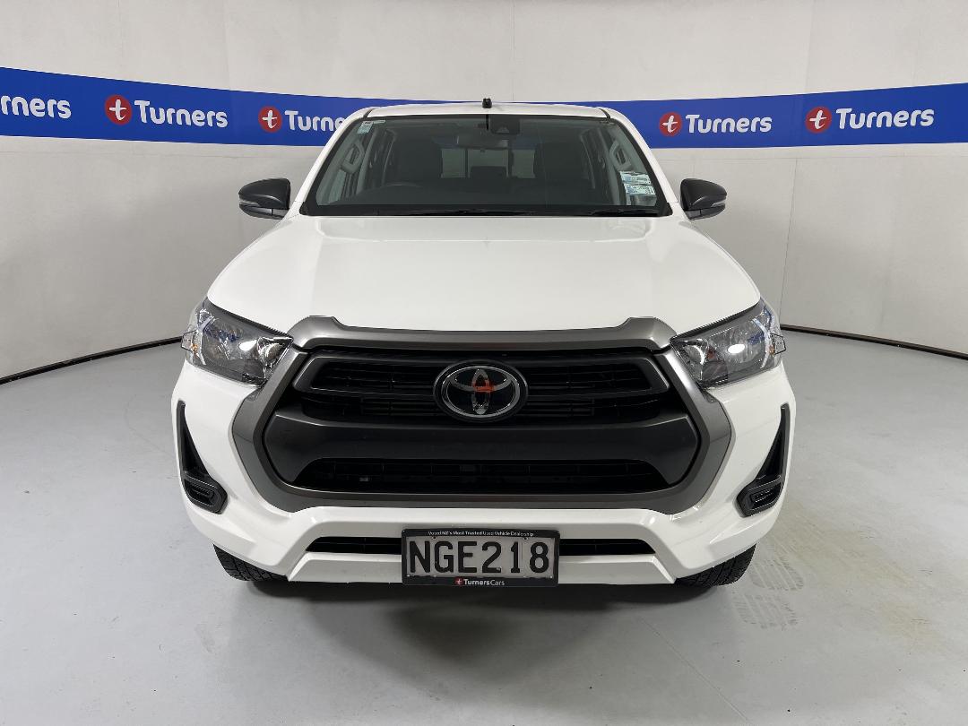 Photo '2' of Toyota Hilux