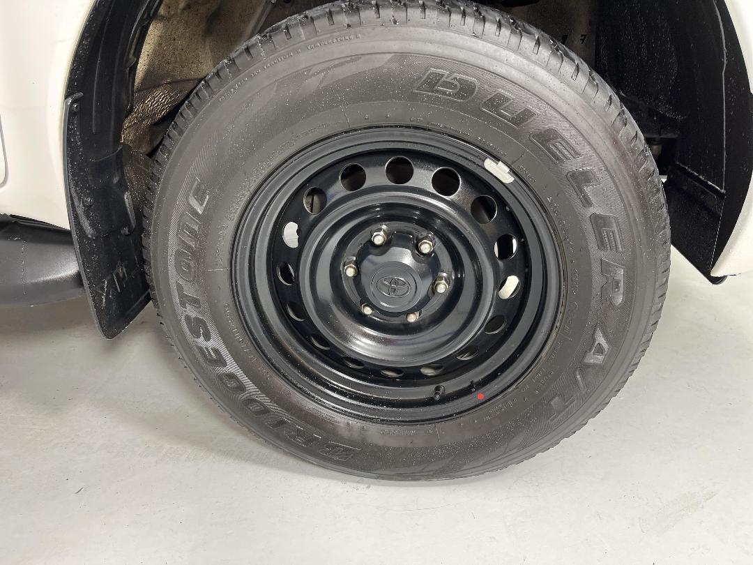 Photo '9' of Toyota Hilux