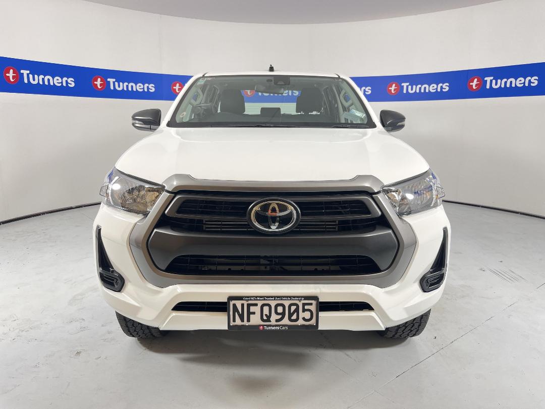 Photo '2' of Toyota Hilux