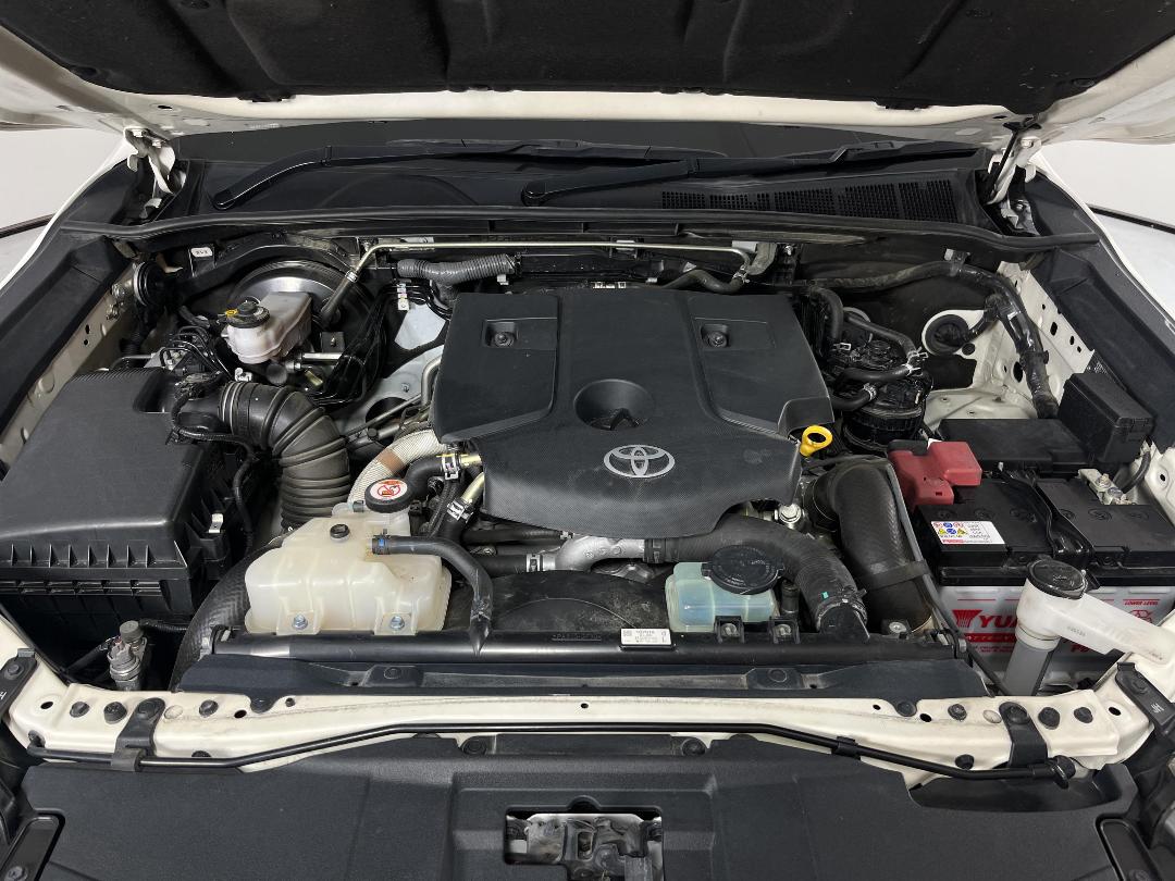 Photo '13' of Toyota Hilux