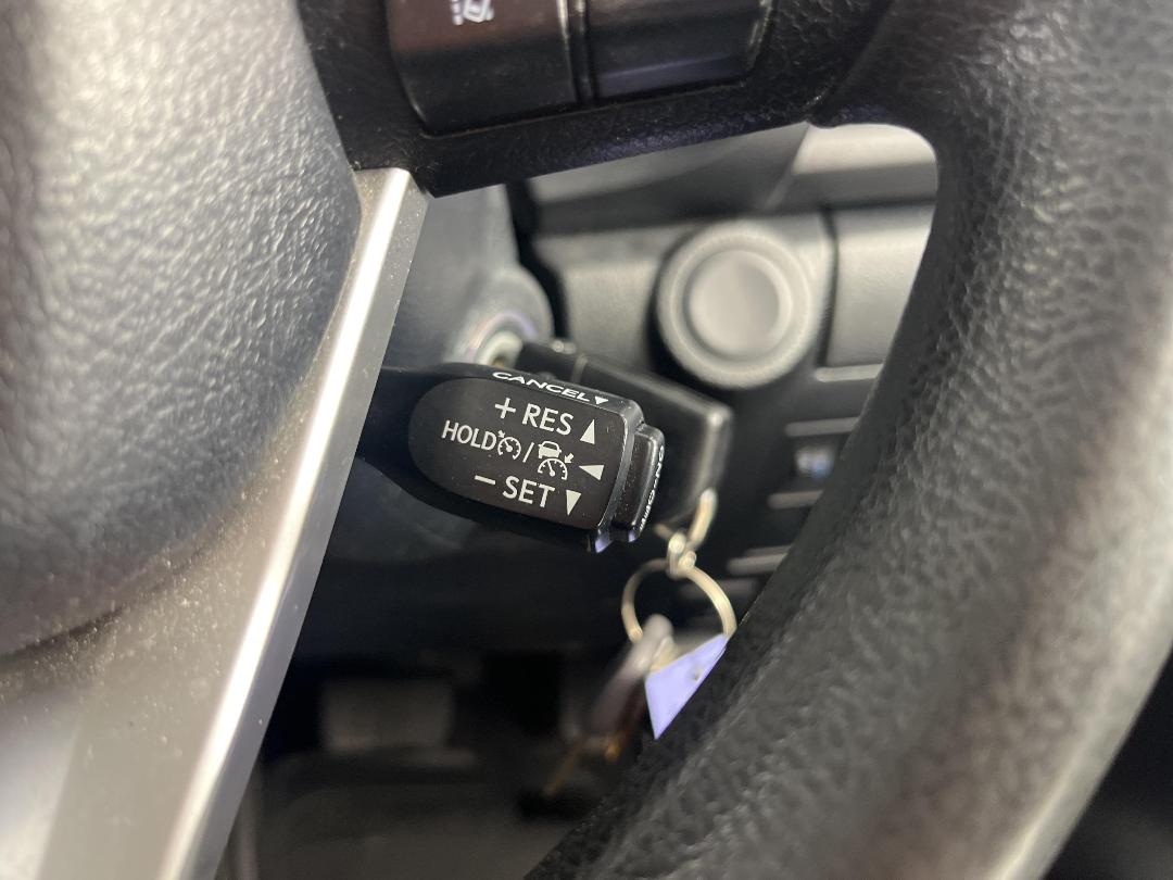 Photo '30' of Toyota Hilux