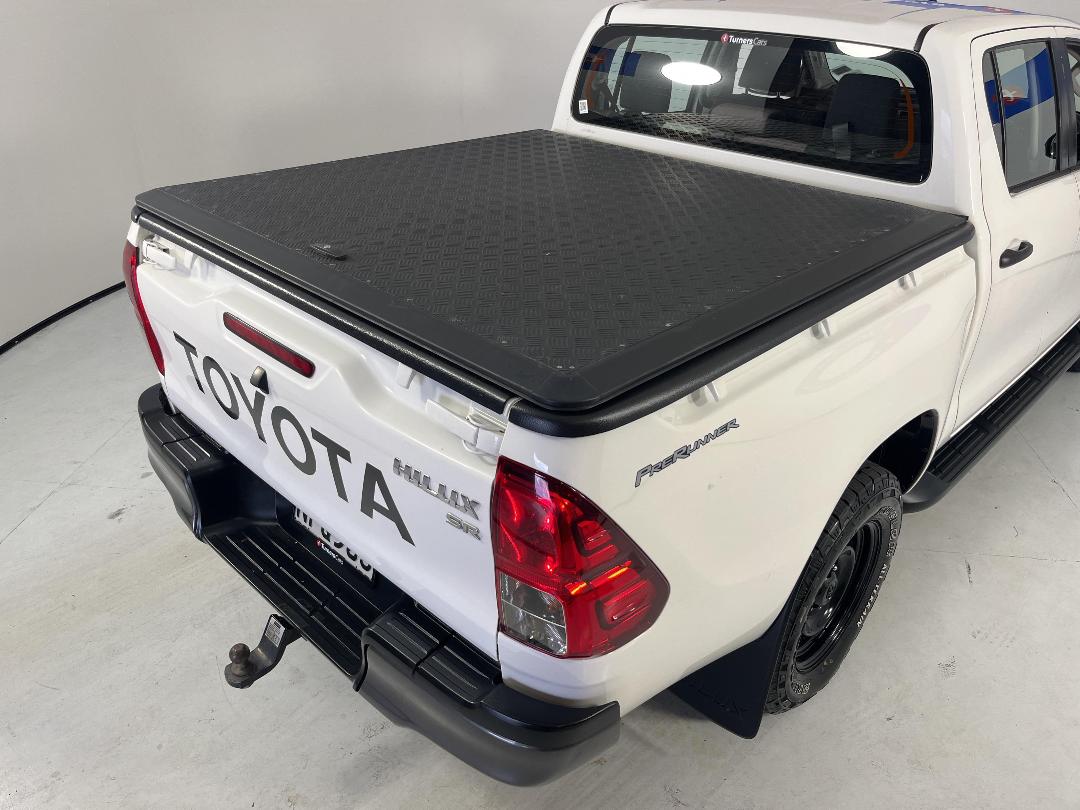 Photo '31' of Toyota Hilux