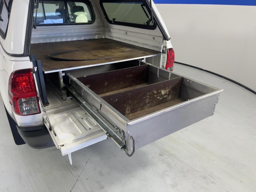 Photo '23' of Toyota Hilux