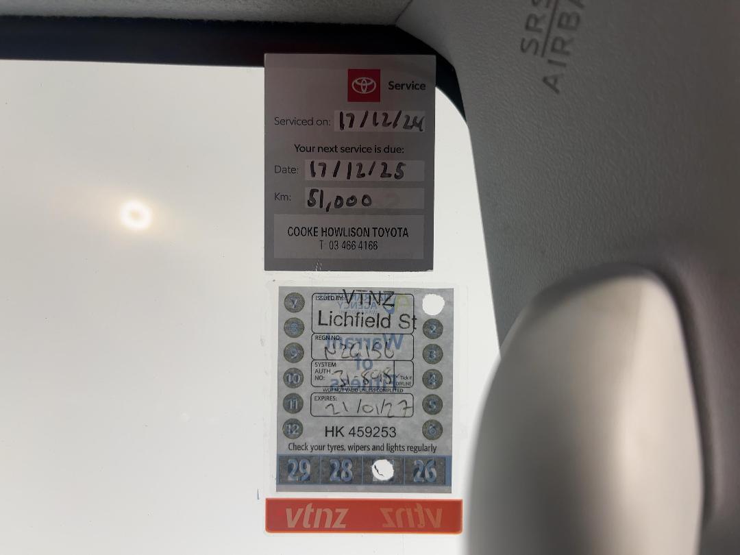 Photo '34' of Toyota Hilux