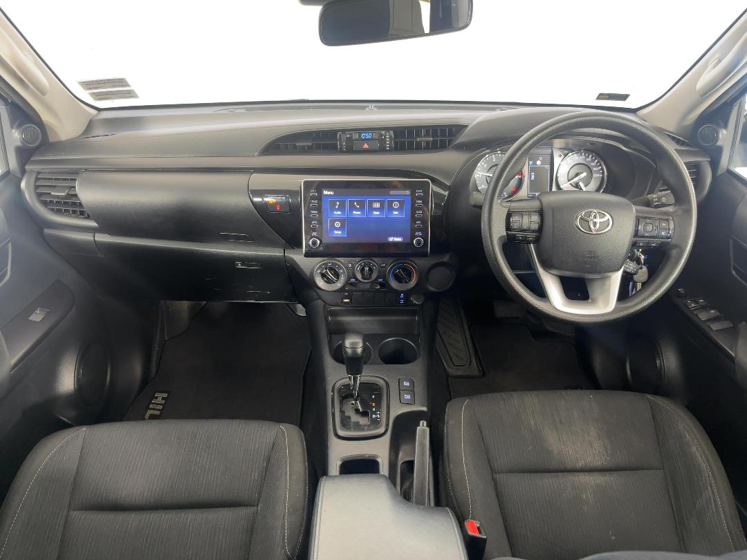 Photo '16' of Toyota Hilux