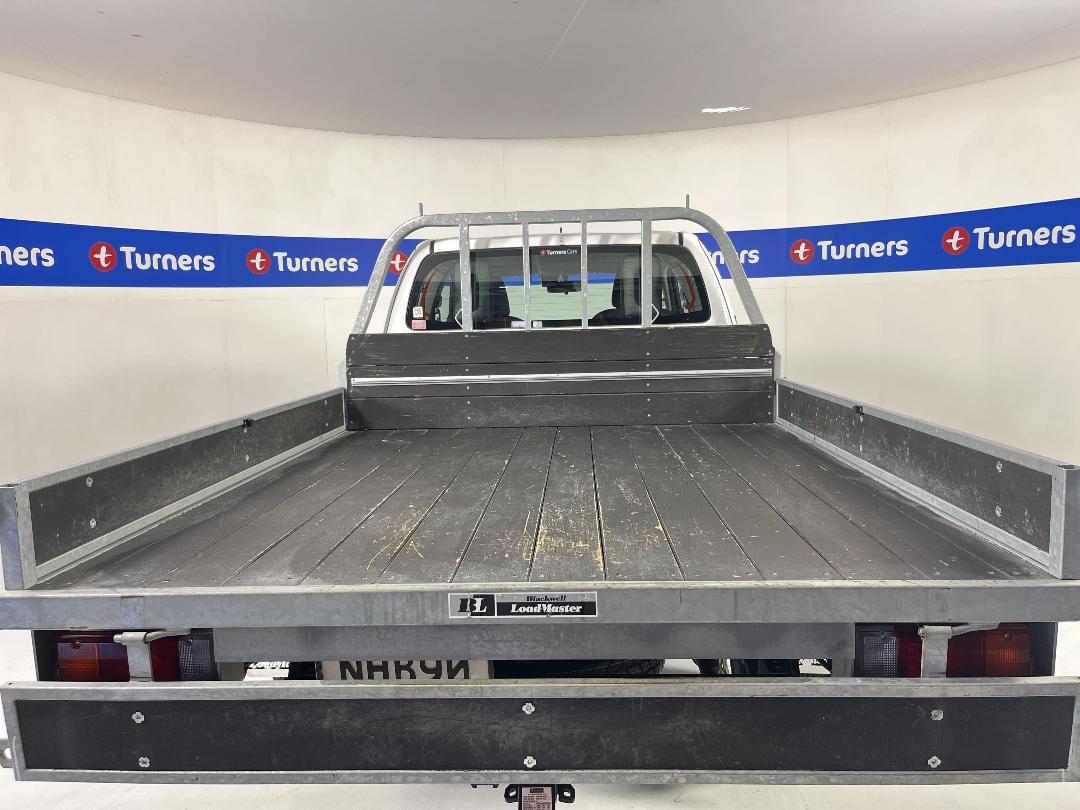 Photo '14' of Toyota Hilux