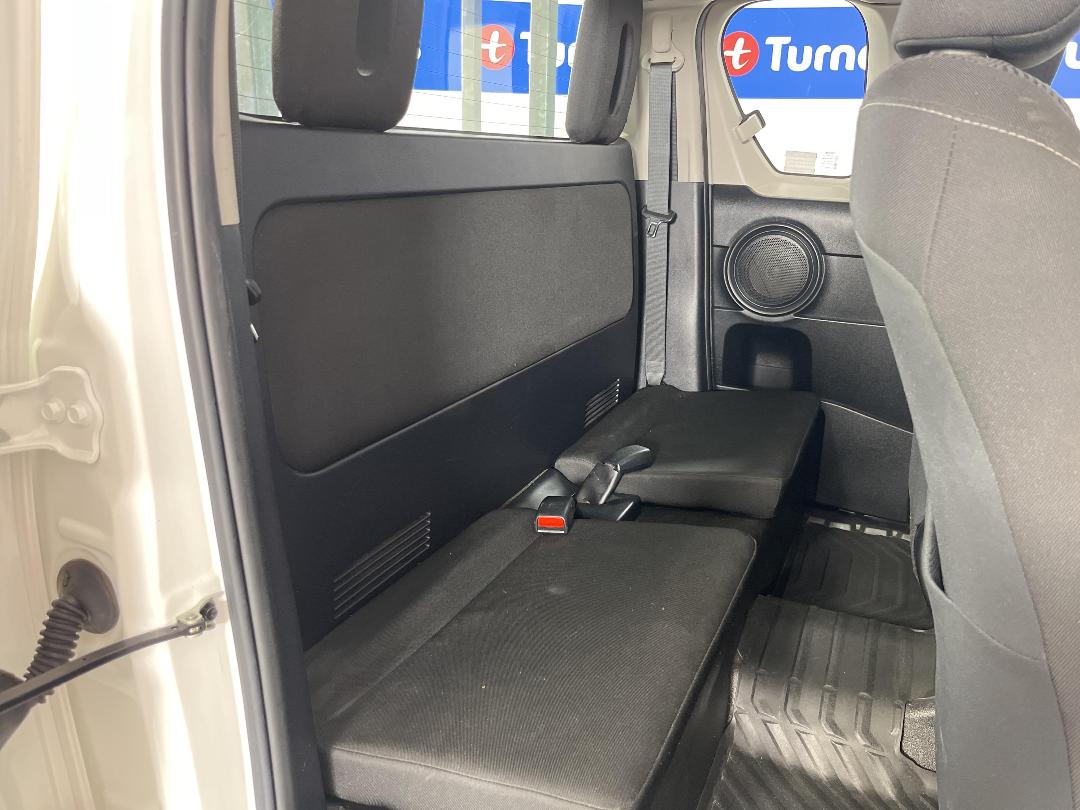 Photo '20' of Toyota Hilux