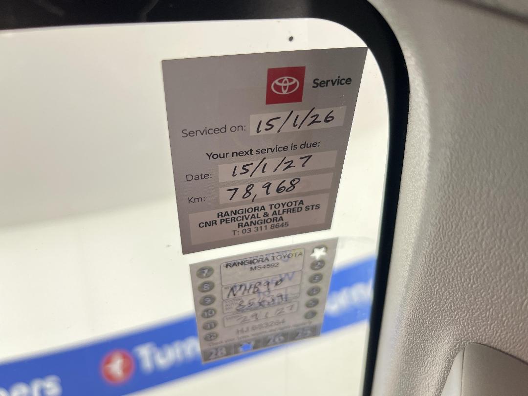 Photo '23' of Toyota Hilux